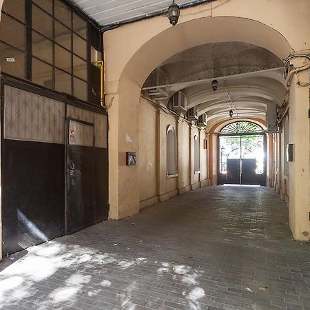 New Vip Aparts Deribasovskaia Одесса Экстерьер фото